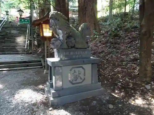 高千穂神社の狛犬