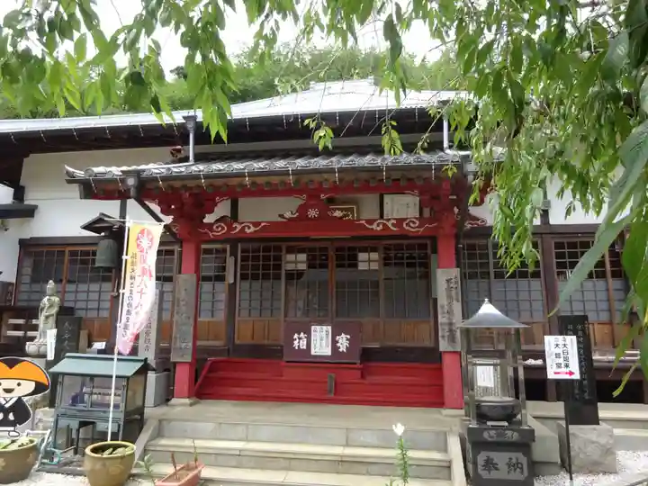 妙音寺の本殿・本堂