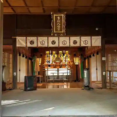 事任八幡宮の本殿・本堂