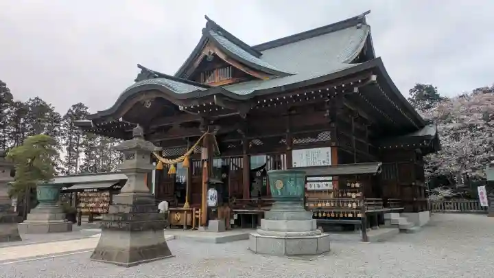 白鷺神社の{uncategorized: "未分類", other: "その他", undefined: "問題あり", building: "その他建物", grave: "お墓", sacred_gate: "鳥居", guardian: "狛犬", statue: "像", buddha: "仏像", history: "歴史", nature: "自然", garden: "庭園", animal: "動物", pagoda: "塔", temizu: "手水舎", mountain_gate: "山門・神門", sanctuary: "本殿・本堂", subordinate: "末社・摂社", art: "芸術", scenery: "景色", jizo: "地蔵", ema: "絵馬", goshuin: "御朱印", omikuji: "おみくじ", items: "授与品その他", amulet: "お守り", goshuincho: "御朱印帳", eats: "食事", festival: "お祭り", votive_dance: "神楽", shichigosan: "七五三参", wedding: "結婚式", experience: "体験その他", initially: "初詣", around: "周辺", anti_infection: "感染症対策"}