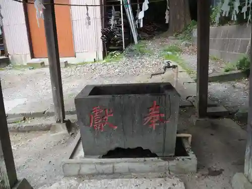 久木神社の手水舎