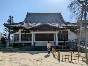 専照寺の本殿・本堂