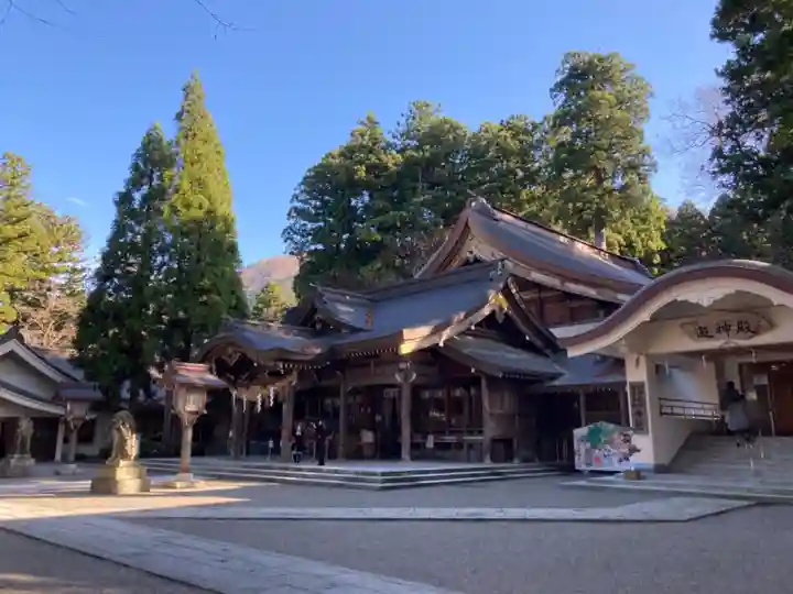 白山比咩神社の本殿・本堂