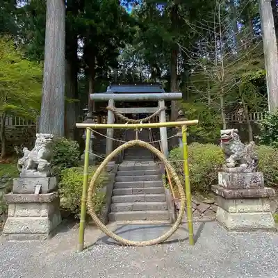 日光大室高龗神社の鳥居