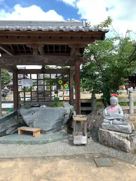金倉寺の手水舎