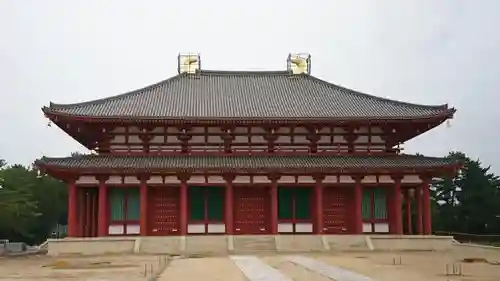 興福寺の本殿・本堂