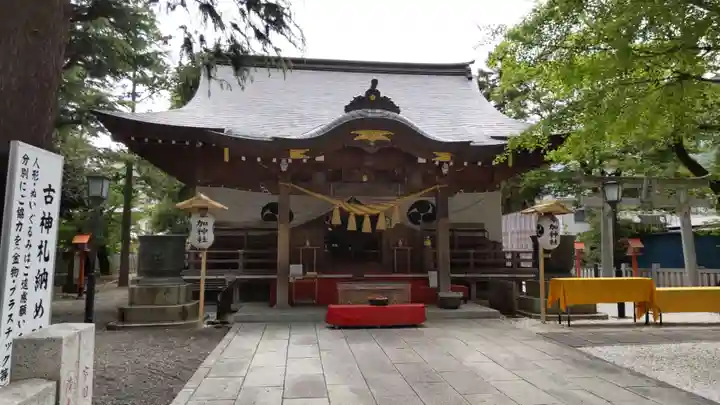 草加神社の本殿・本堂