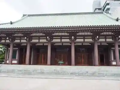 東長寺の本殿・本堂