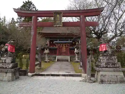 金峯山寺の鳥居