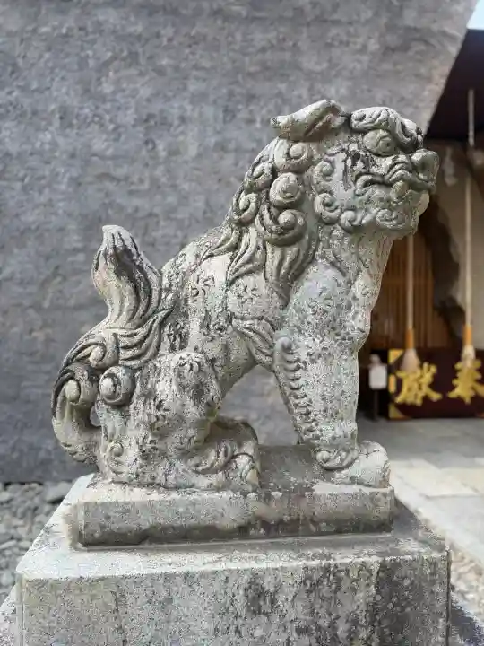 鳥飼八幡宮の{uncategorized: "未分類", other: "その他", undefined: "問題あり", building: "その他建物", grave: "お墓", sacred_gate: "鳥居", guardian: "狛犬", statue: "像", buddha: "仏像", history: "歴史", nature: "自然", garden: "庭園", animal: "動物", pagoda: "塔", temizu: "手水舎", mountain_gate: "山門・神門", sanctuary: "本殿・本堂", subordinate: "末社・摂社", art: "芸術", scenery: "景色", jizo: "地蔵", ema: "絵馬", goshuin: "御朱印", omikuji: "おみくじ", items: "授与品その他", amulet: "お守り", goshuincho: "御朱印帳", eats: "食事", festival: "お祭り", votive_dance: "神楽", shichigosan: "七五三参", wedding: "結婚式", experience: "体験その他", initially: "初詣", around: "周辺", anti_infection: "感染症対策"}