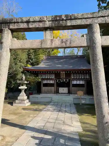 大鳥美波比神社（大鳥大社境内摂社）の鳥居