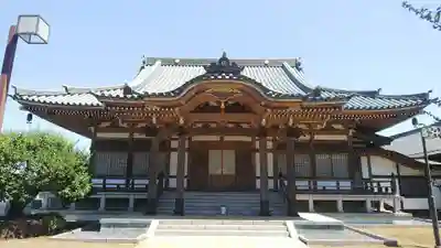 梅岩寺の本殿・本堂