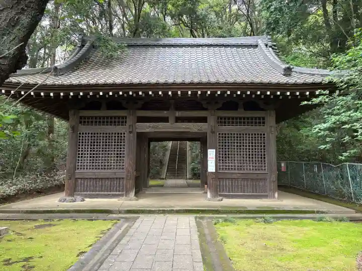 武蔵国分寺の{uncategorized: "未分類", other: "その他", undefined: "問題あり", building: "その他建物", grave: "お墓", sacred_gate: "鳥居", guardian: "狛犬", statue: "像", buddha: "仏像", history: "歴史", nature: "自然", garden: "庭園", animal: "動物", pagoda: "塔", temizu: "手水舎", mountain_gate: "山門・神門", sanctuary: "本殿・本堂", subordinate: "末社・摂社", art: "芸術", scenery: "景色", jizo: "地蔵", ema: "絵馬", goshuin: "御朱印", omikuji: "おみくじ", items: "授与品その他", amulet: "お守り", goshuincho: "御朱印帳", eats: "食事", festival: "お祭り", votive_dance: "神楽", shichigosan: "七五三参", wedding: "結婚式", experience: "体験その他", initially: "初詣", around: "周辺", anti_infection: "感染症対策"}