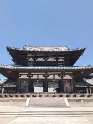 法隆寺の山門・神門