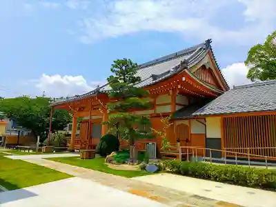 東宝寺の本殿・本堂