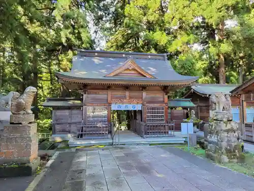 金峯神社の山門・神門