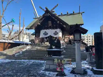 札幌諏訪神社の本殿・本堂