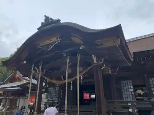 武田神社の本殿・本堂