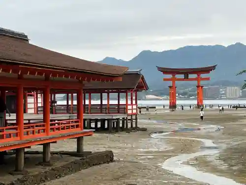 厳島神社(広島県)