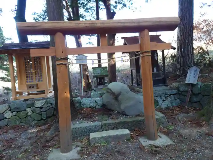 山家神社の末社・摂社