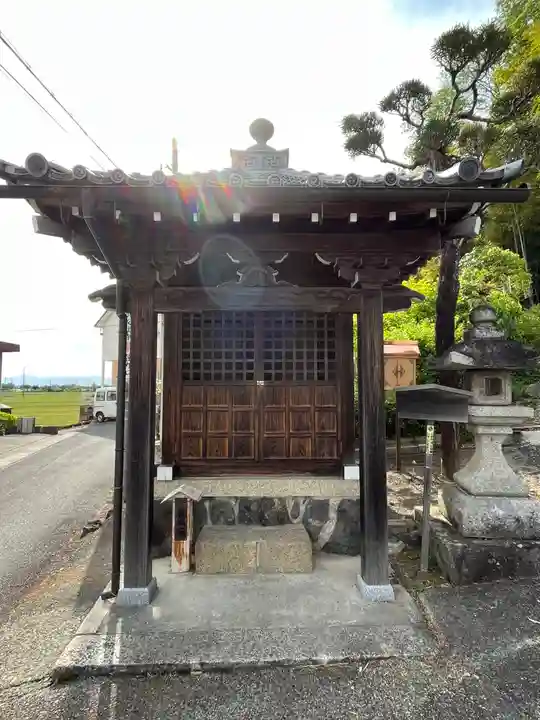 願成就寺のその他建物