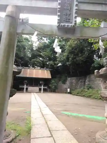 上野毛稲荷神社の鳥居