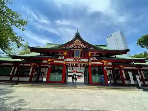 日枝神社の山門