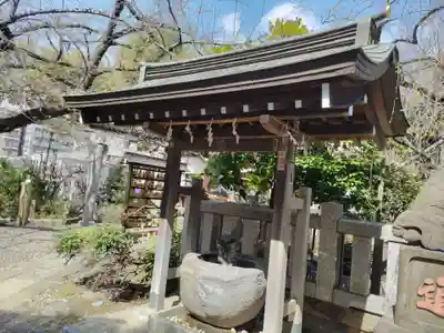 牛天神北野神社の手水舎