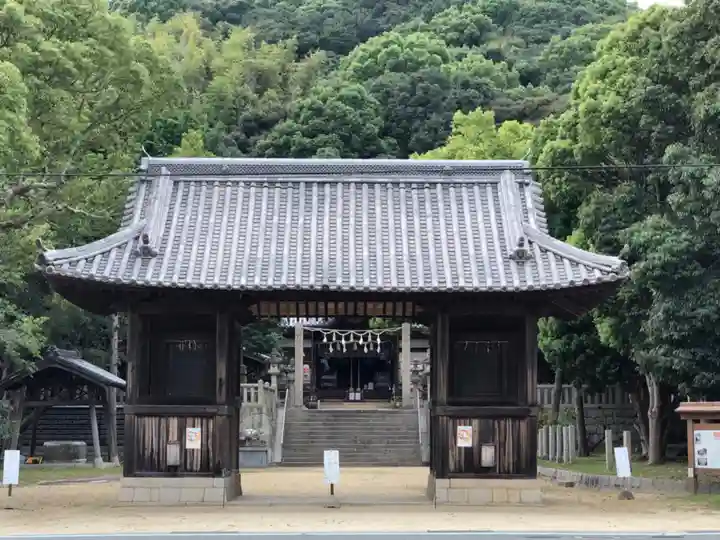 松帆神社の山門・神門