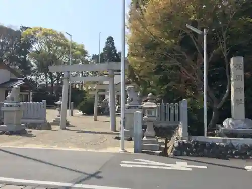 花岡神社の建物その他