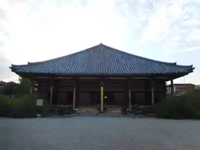 元興寺の本殿・本堂