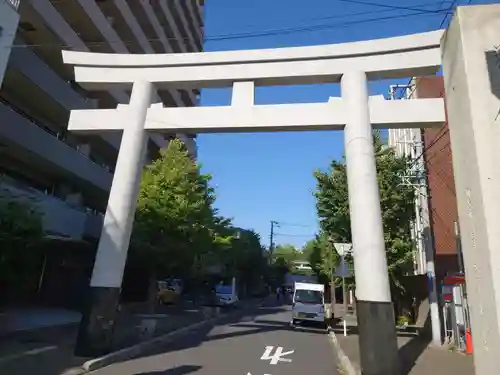 葛飾八幡宮の鳥居