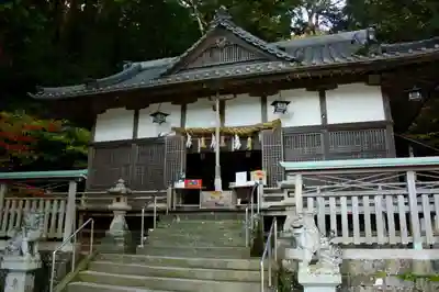熊野三所神社の本殿・本堂