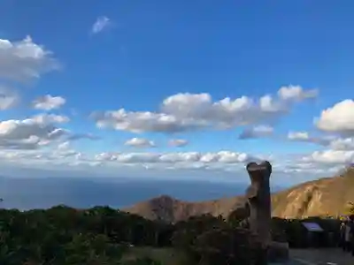 彌彦神社奥宮（御神廟）(新潟県)