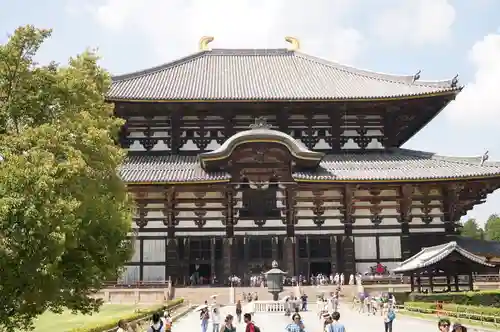 東大寺の本殿