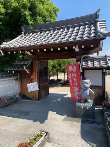 達磨寺の山門