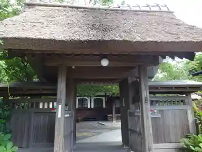泥牛庵の山門・神門