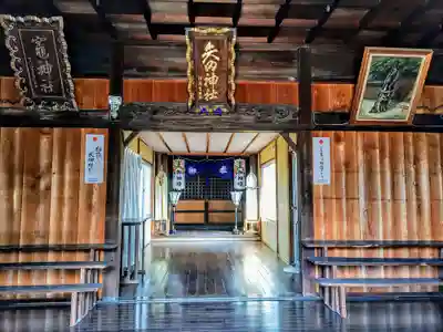 矢田神社の本殿・本堂