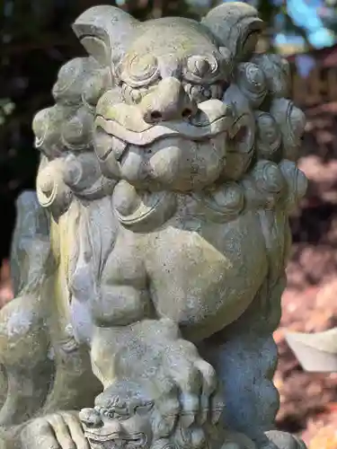 須山浅間神社の狛犬