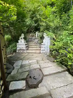 銭洗弁財天宇賀福神社(神奈川県)