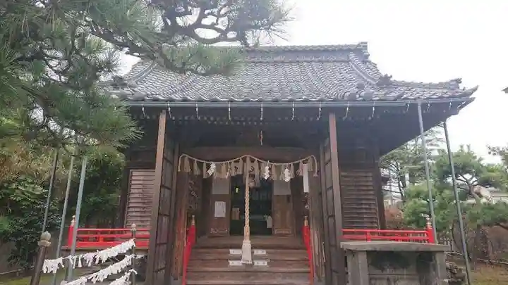 青山御幣稲荷神社の本殿・本堂