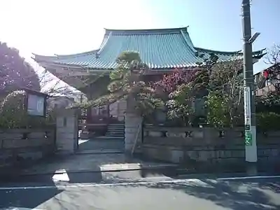 願行寺の本殿・本堂