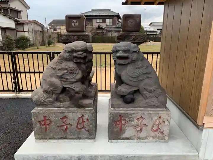 神明神社の狛犬