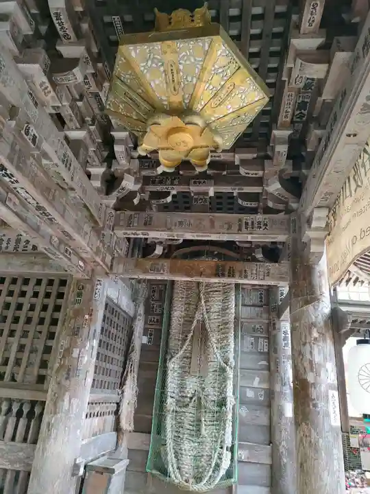 華厳寺の山門・神門
