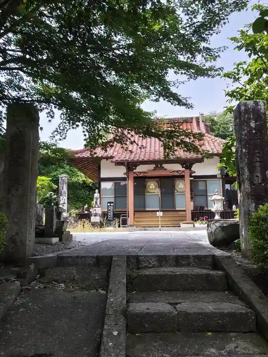 龍光寺の本殿・本堂