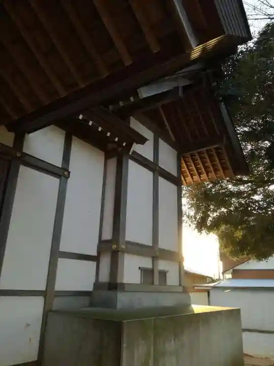 諏訪神社の本殿・本堂