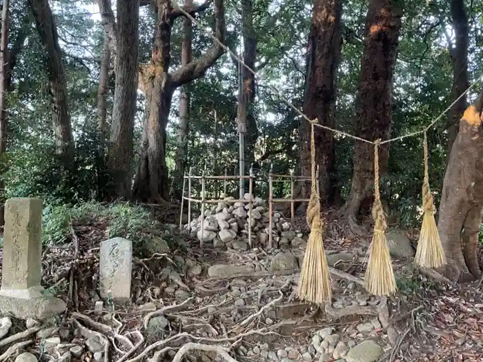 出羽神社の建物その他