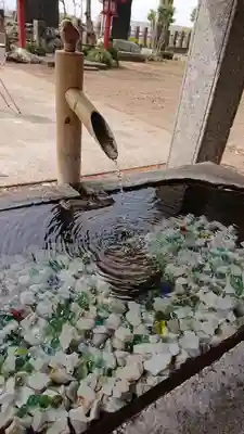 平出雷電神社の手水舎
