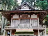 白川八幡神社の本殿・本堂