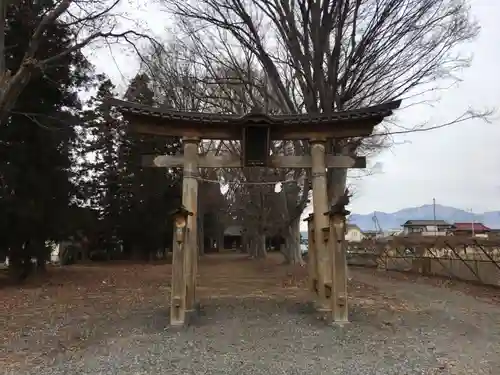 欅原神社の鳥居